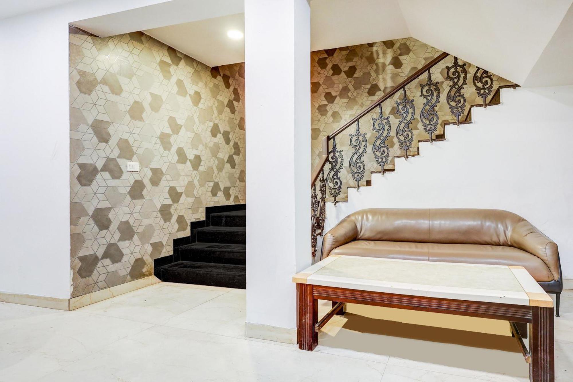 Super Collection O Shalimar Bagh Hotel Delhi  Buitenkant foto